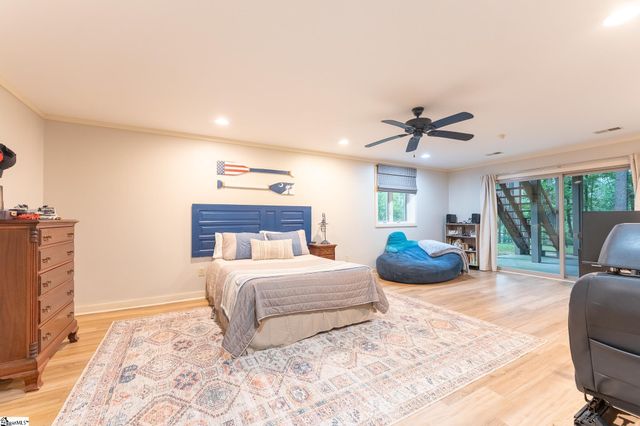 122 Paradise Circle, Townville, SC 29689