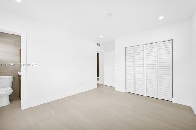 1918 NW 185th St, Miami Gardens, FL 33056