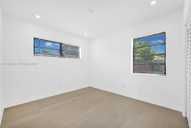 1918 NW 185th St, Miami Gardens, FL 33056