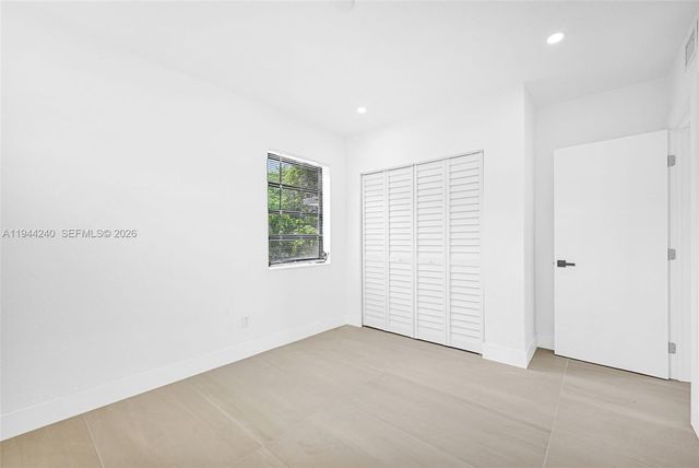 1918 NW 185th St, Miami Gardens, FL 33056