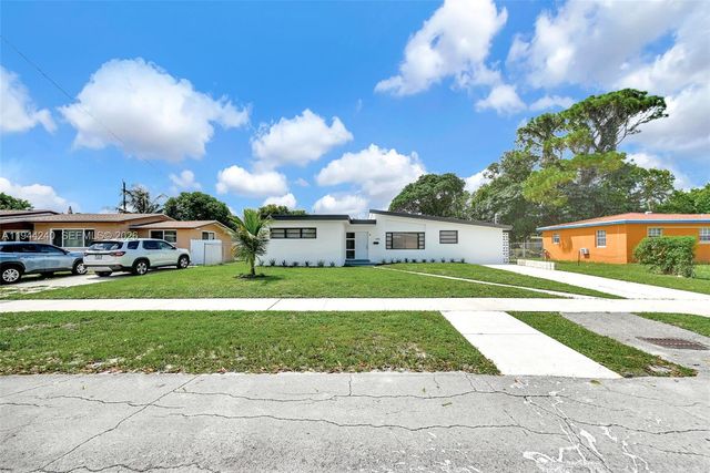 1918 NW 185th St, Miami Gardens, FL 33056