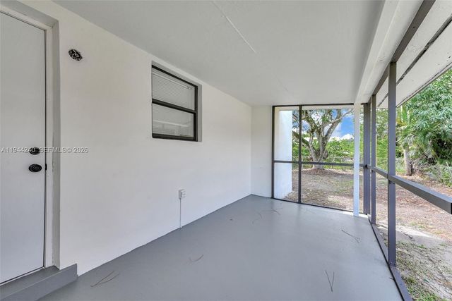 1918 NW 185th St, Miami Gardens, FL 33056