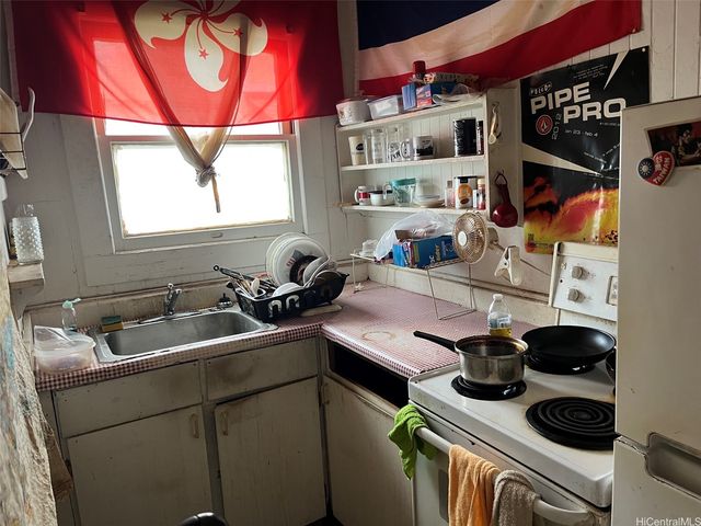 1932 Dole Street, Honolulu, HI 96822
