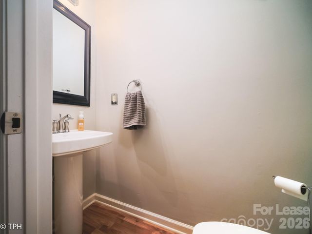 6124 Heath Ridge Court, Charlotte, NC 28210