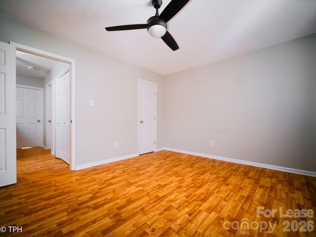 6124 Heath Ridge Court, Charlotte, NC 28210