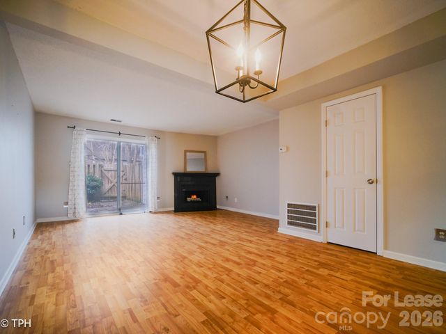 6124 Heath Ridge Court, Charlotte, NC 28210