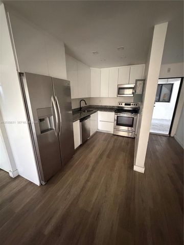 17150 NE 23rd Avenue 3, North Miami Beach, FL 33160