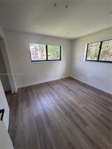 17150 NE 23rd Avenue 3, North Miami Beach, FL 33160