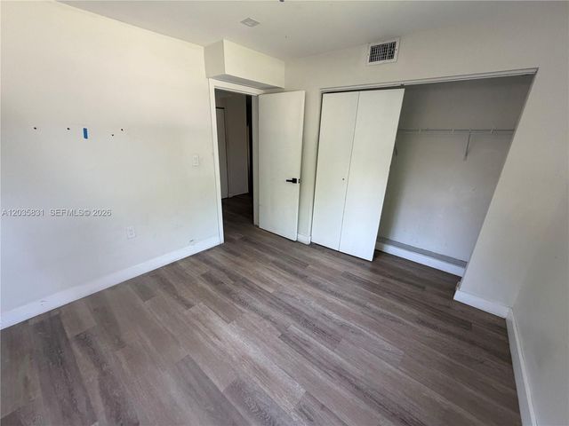 17150 NE 23rd Avenue 3, North Miami Beach, FL 33160