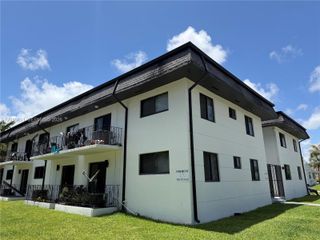 17150 NE 23rd Avenue 3, North Miami Beach, FL 33160