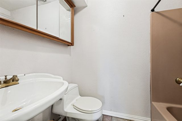20675 Fm 2728, Terrell, TX 75161