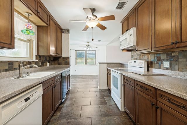 20675 Fm 2728, Terrell, TX 75161