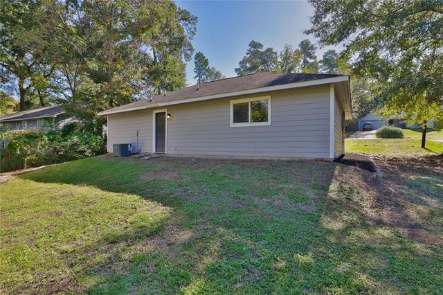 10351 Royal Damon Drive, Conroe, TX 77303