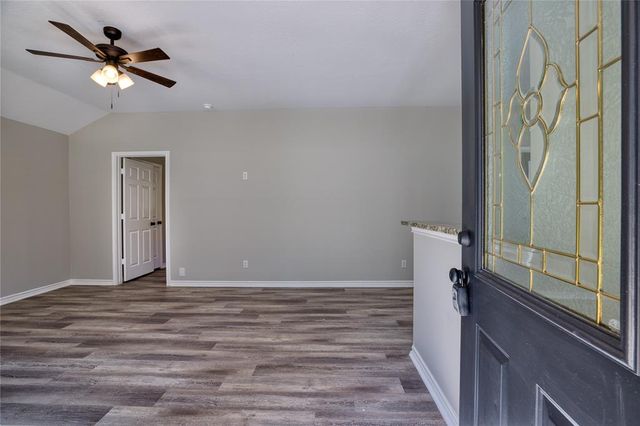10351 Royal Damon Drive, Conroe, TX 77303