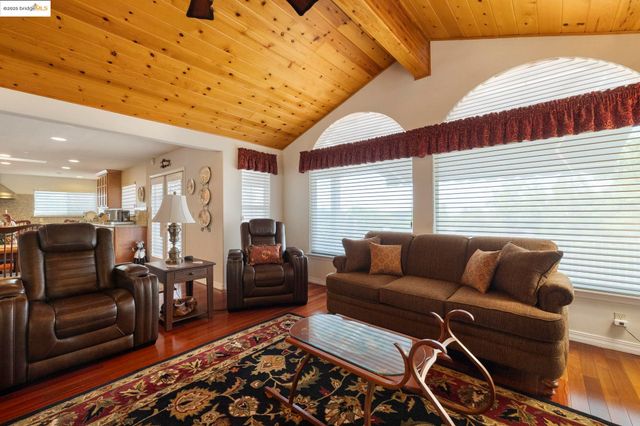 23361 Pinewood, Twain Harte, CA 95383