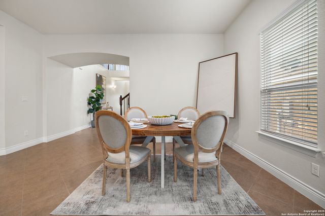 12855 Sandy White, San Antonio, TX 78253