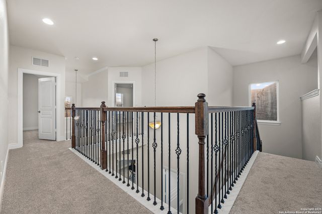 12855 Sandy White, San Antonio, TX 78253