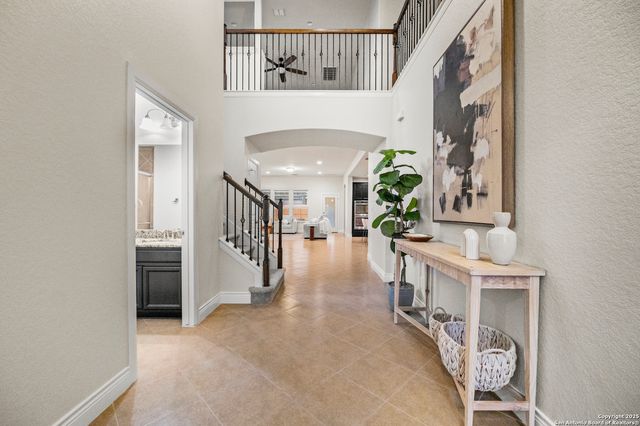 12855 Sandy White, San Antonio, TX 78253