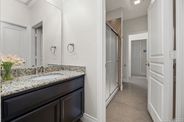 12855 Sandy White, San Antonio, TX 78253