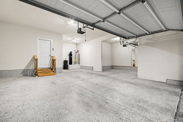 12855 Sandy White, San Antonio, TX 78253