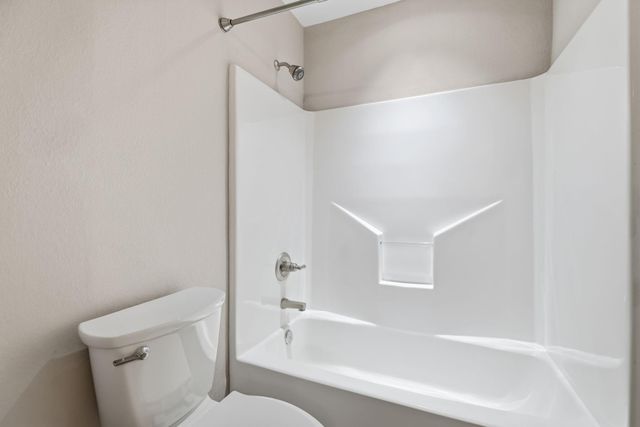 200 Apache Trail ST, Burnet, TX 78611