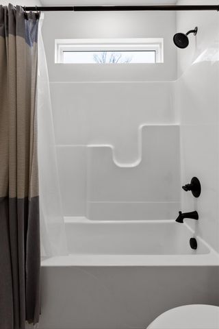 419 Sentry Oaks, Chickamauga, GA 30707