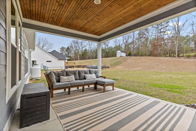 419 Sentry Oaks, Chickamauga, GA 30707