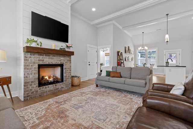 419 Sentry Oaks, Chickamauga, GA 30707