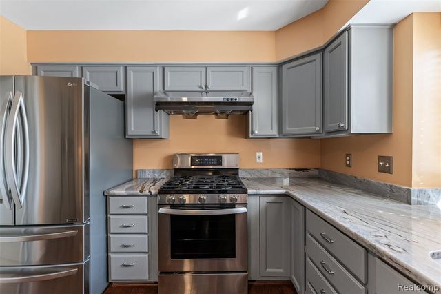 3432 Bonniebrook Court, Rochester, MI 48306