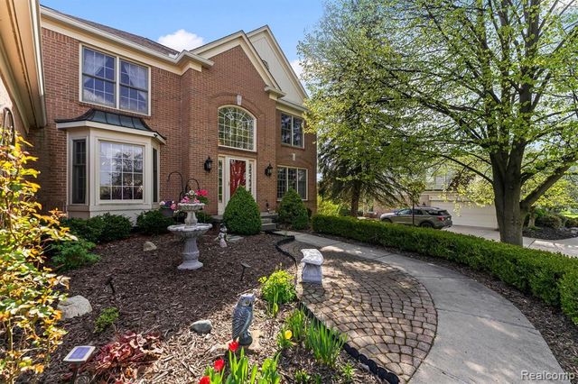 3432 Bonniebrook Court, Rochester, MI 48306
