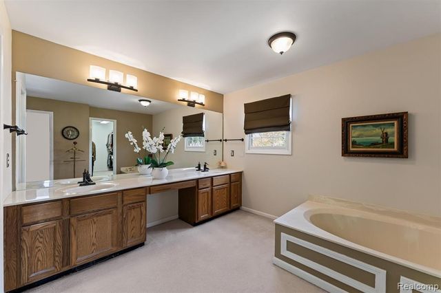 3432 Bonniebrook Court, Rochester, MI 48306