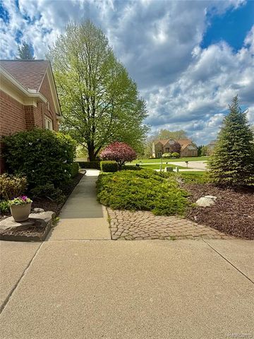 3432 Bonniebrook Court, Rochester, MI 48306