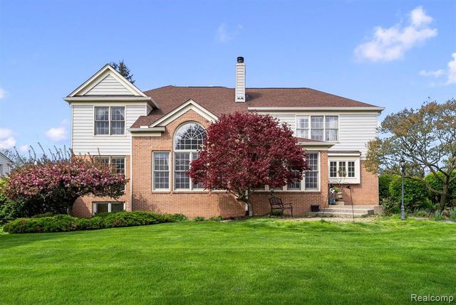 3432 Bonniebrook Court, Rochester, MI 48306