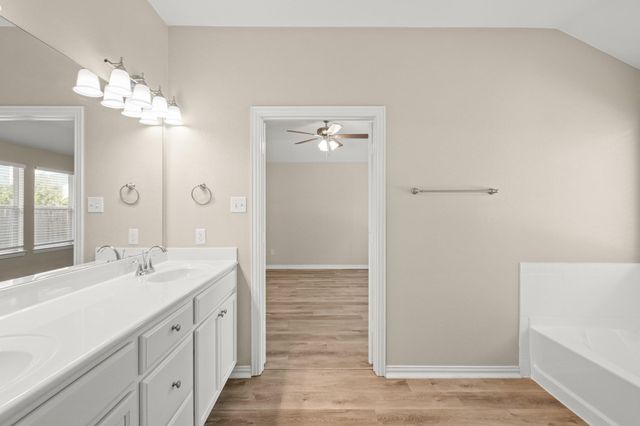 232 Strawberry Blonde DR, Buda, TX 78610