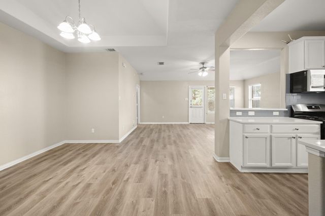 232 Strawberry Blonde DR, Buda, TX 78610