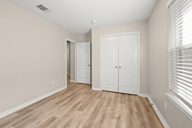 232 Strawberry Blonde DR, Buda, TX 78610