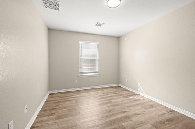 232 Strawberry Blonde DR, Buda, TX 78610