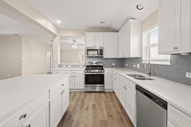 232 Strawberry Blonde DR, Buda, TX 78610