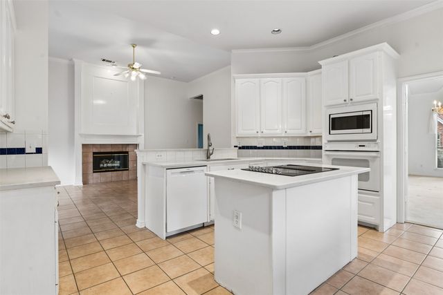 327 Hampton Court, Coppell, TX 75019