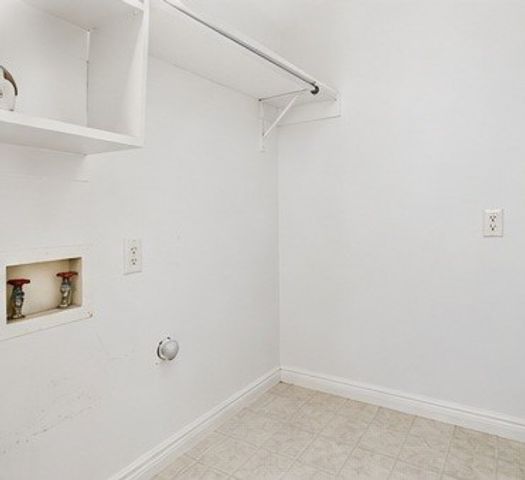 327 Hampton Court, Coppell, TX 75019