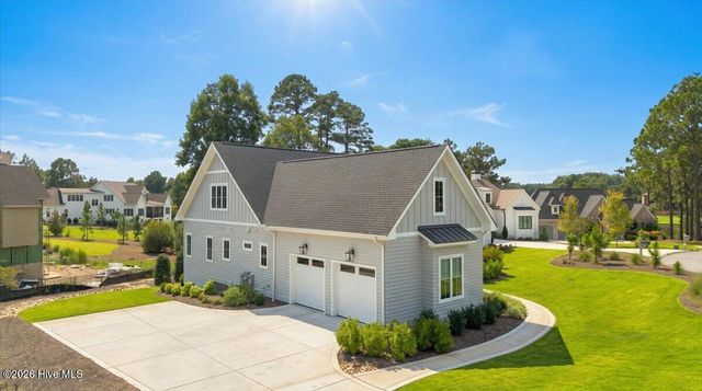 25 Honors Court, Pinehurst, NC 28374
