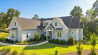 25 Honors Court, Pinehurst, NC 28374