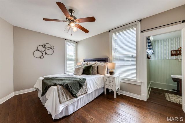 7075 Pernod Avenue, St Louis, MO 63139