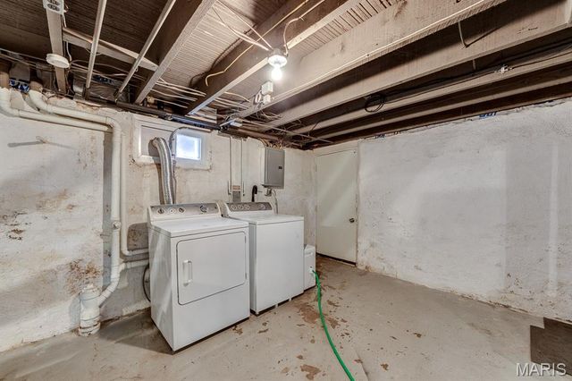 7075 Pernod Avenue, St Louis, MO 63139