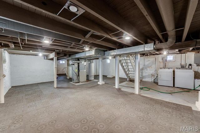 7075 Pernod Avenue, St Louis, MO 63139