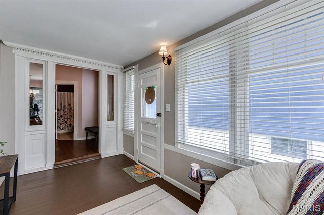 7075 Pernod Avenue, St Louis, MO 63139