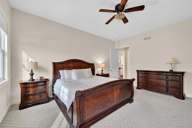 32 Cowdrey Street, Warwick, NY 10990