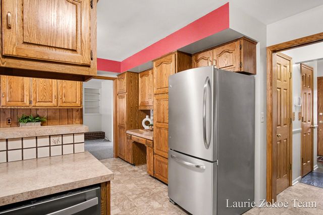 1181 Lake Michigan Drive NW, Grand Rapids, MI 49534