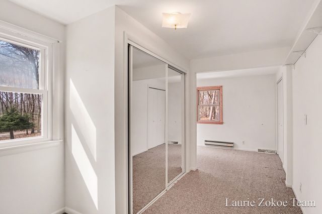 1181 Lake Michigan Drive NW, Grand Rapids, MI 49534