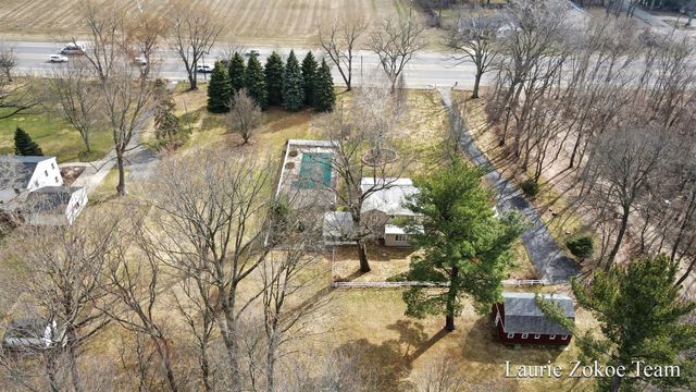 1181 Lake Michigan Drive NW, Grand Rapids, MI 49534